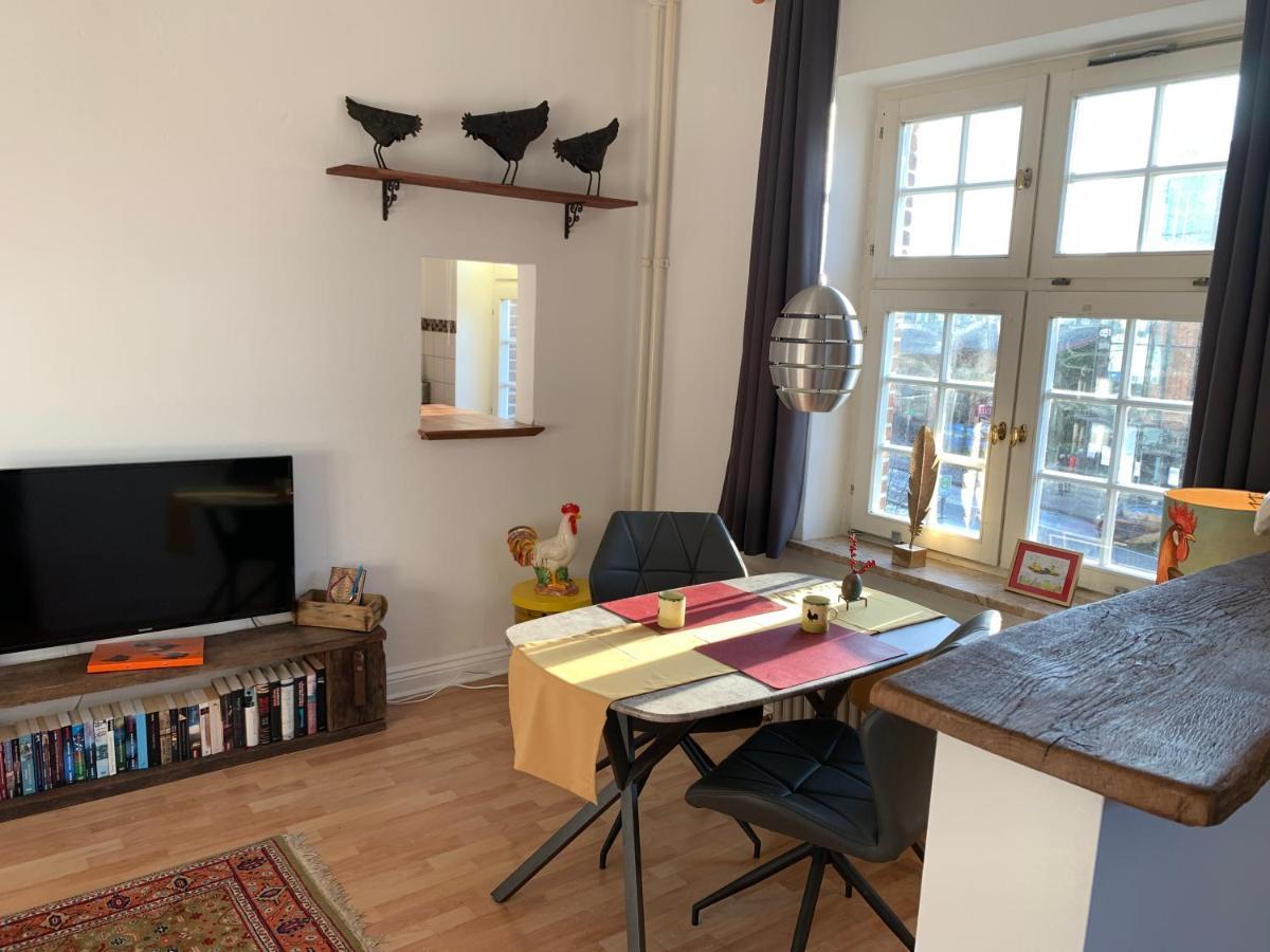 Trash De Luxe Apartment Schleswig Luaran gambar