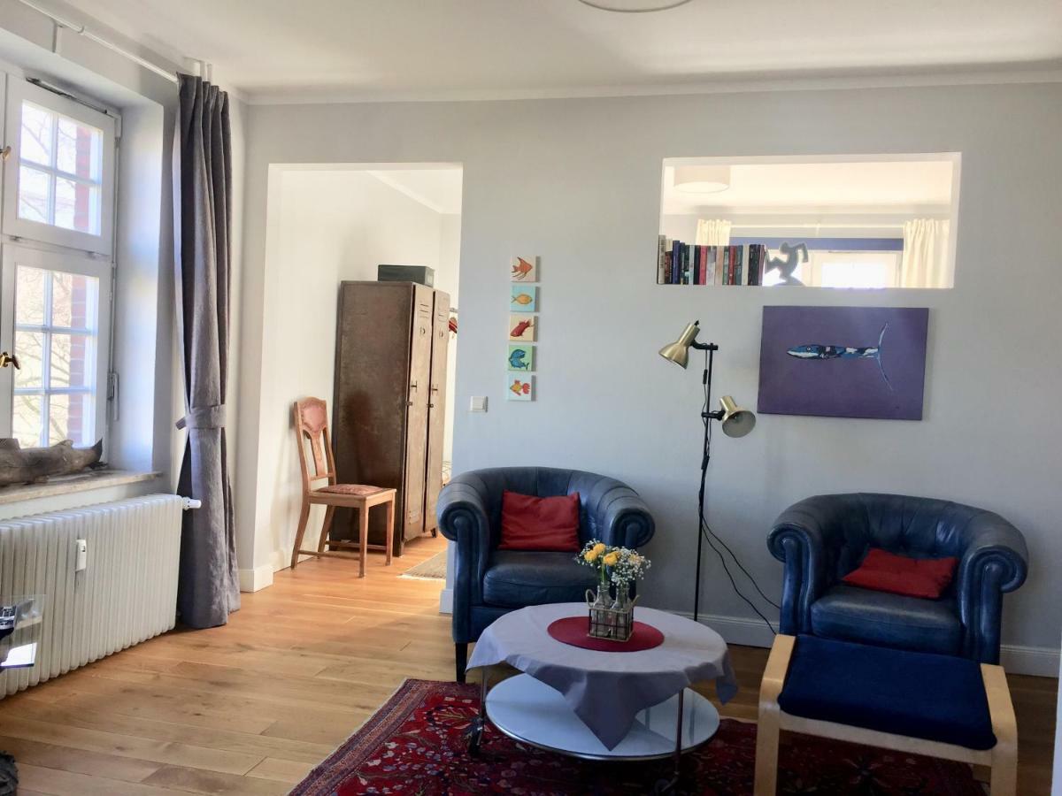 Trash De Luxe Apartment Schleswig Luaran gambar